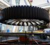 Ein Tausch eines Rotors im Kraftwerk Ybbs - die Überwachung der Komponenten einer Wasserturbine kann auch über die Öltemperatur erfolgen.