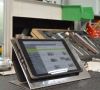 Das Tablet auf der Werkbank: Bei Romaco Kilian in Köln wurde jetzt eine neue Wartungssoftware eingeführt - pragmatisch und schnell.